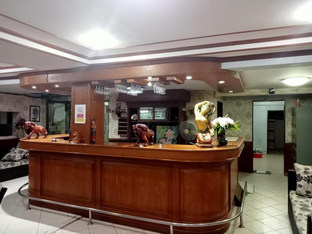 Kingfisher House And Bar Pattaya Zewnętrze zdjęcie